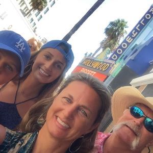 Meet your Posher, Amyray